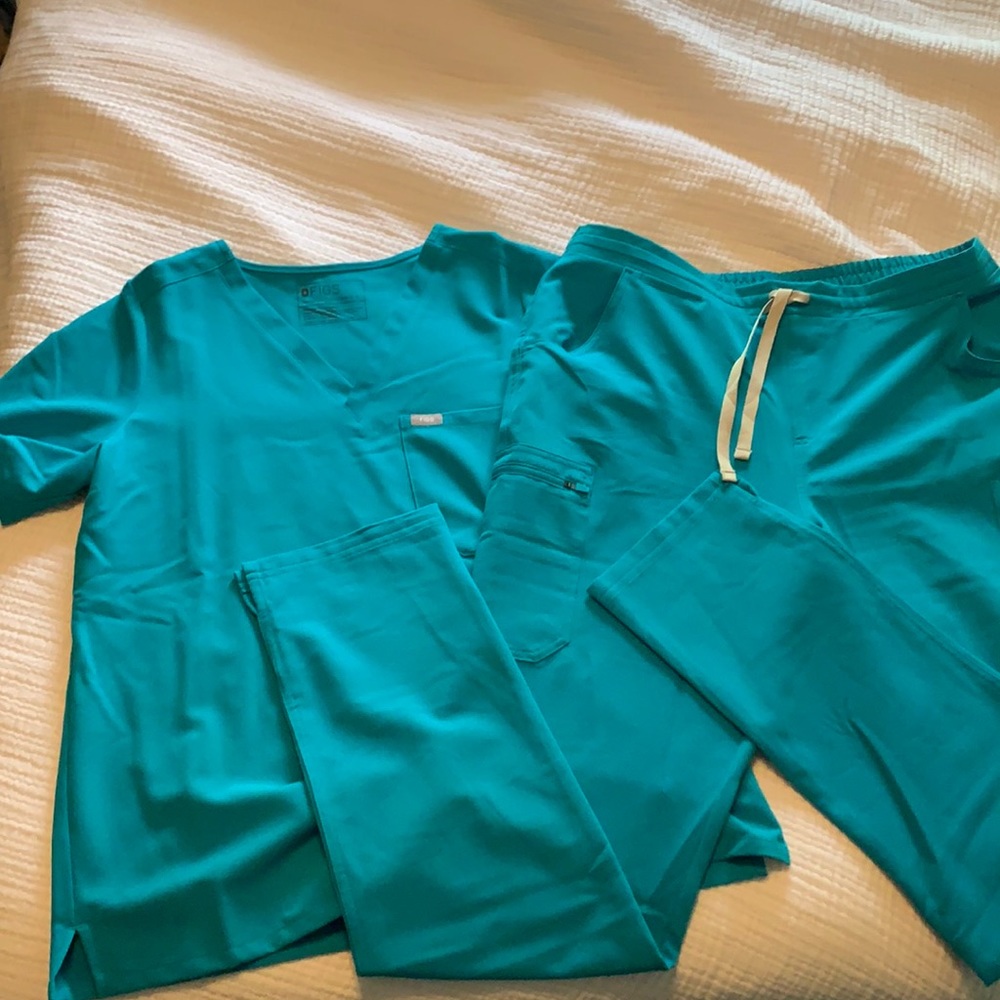 Figs Teal Tall Yola pants/one pocket Catarina top